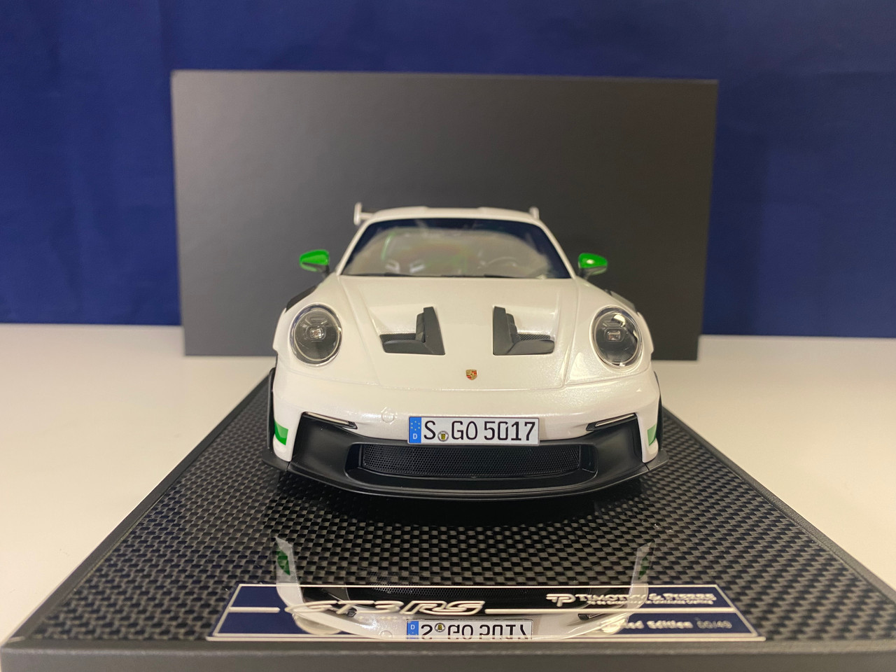 1/18 TP Timothy & Pierre Porsche 911 992 GT3 RS (White with Green Wheels)  Resin Car Model Limited 49 Pieces