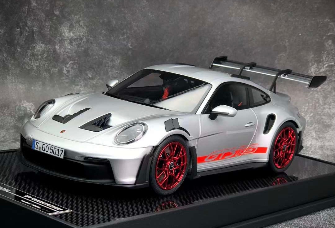 1/18 TP Timothy & Pierre Porsche 911 992 GT3 RS (Silverstone