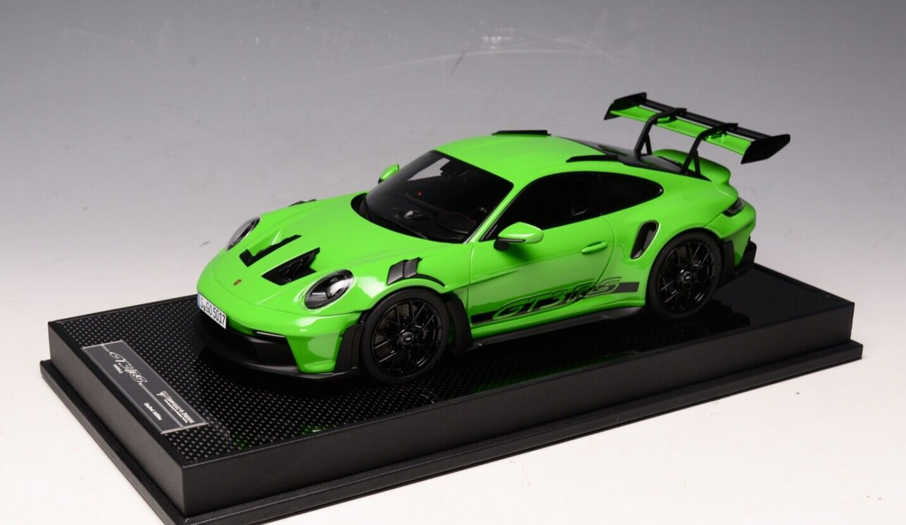 1/18 TP Timothy & Pierre Porsche 911 992 GT3 RS (Python Green) Resin Car Model Limited 30 Pieces