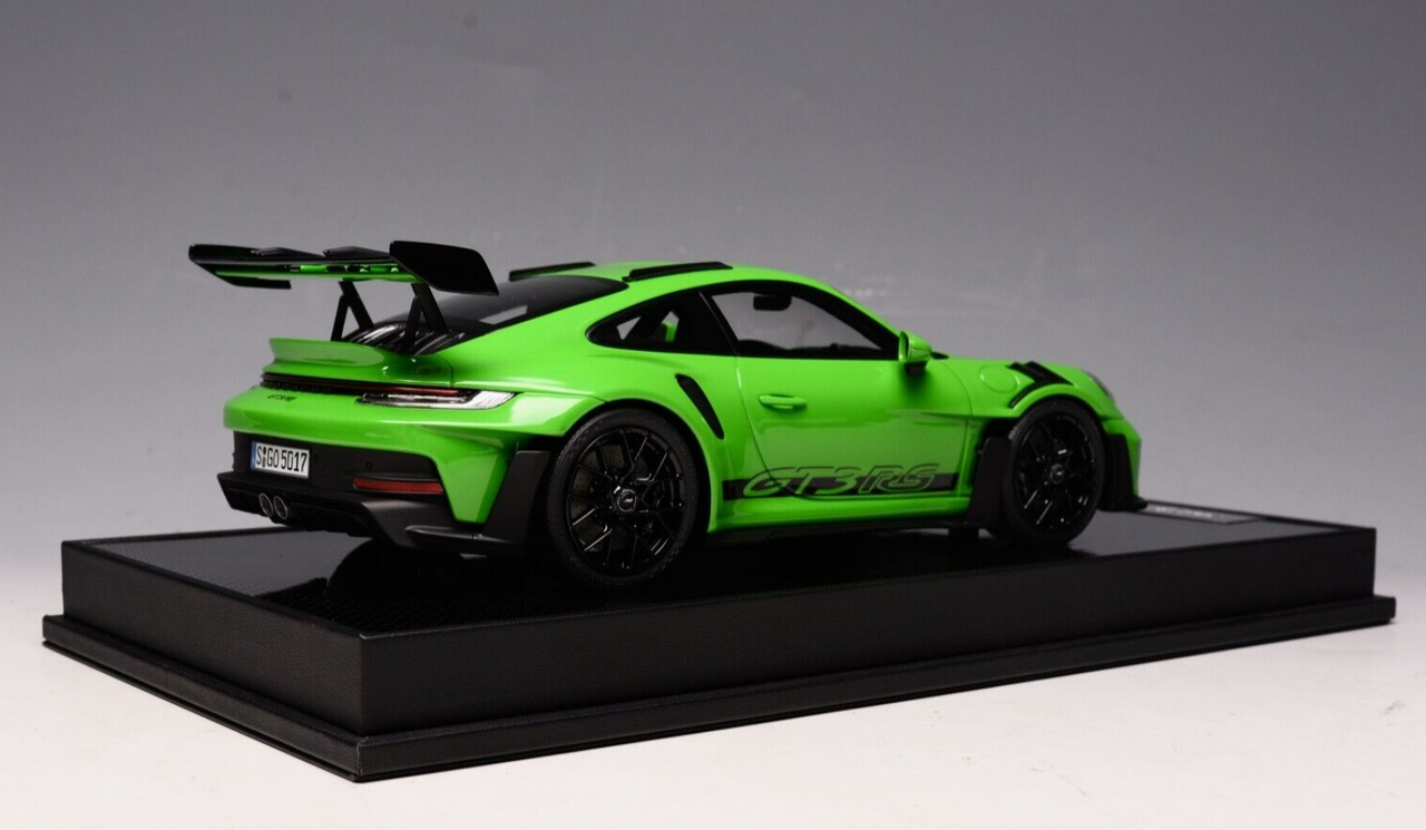 1/18 TP Timothy & Pierre Porsche 911 992 GT3 RS (Python Green) Resin Car Model Limited 30 Pieces