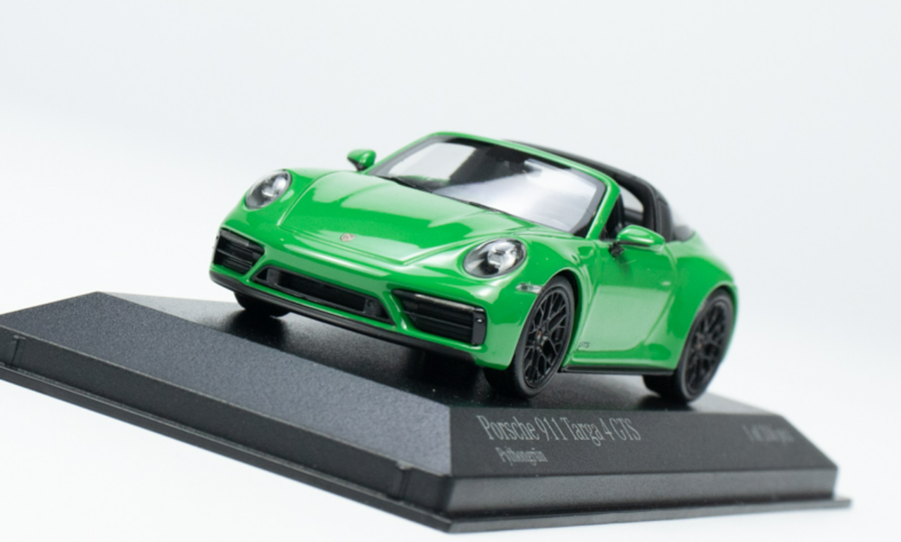 1/43 Minichamps 2022 Porsche 911 (992) Targa 4 GTS (Green) Car Model ...