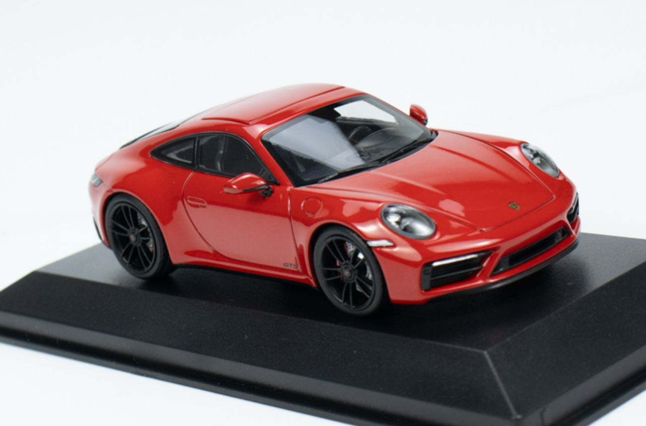 1/43 Minichamps 2021 Porsche 911 (992) Carrera 4 GTS (Indian Red) Car Model