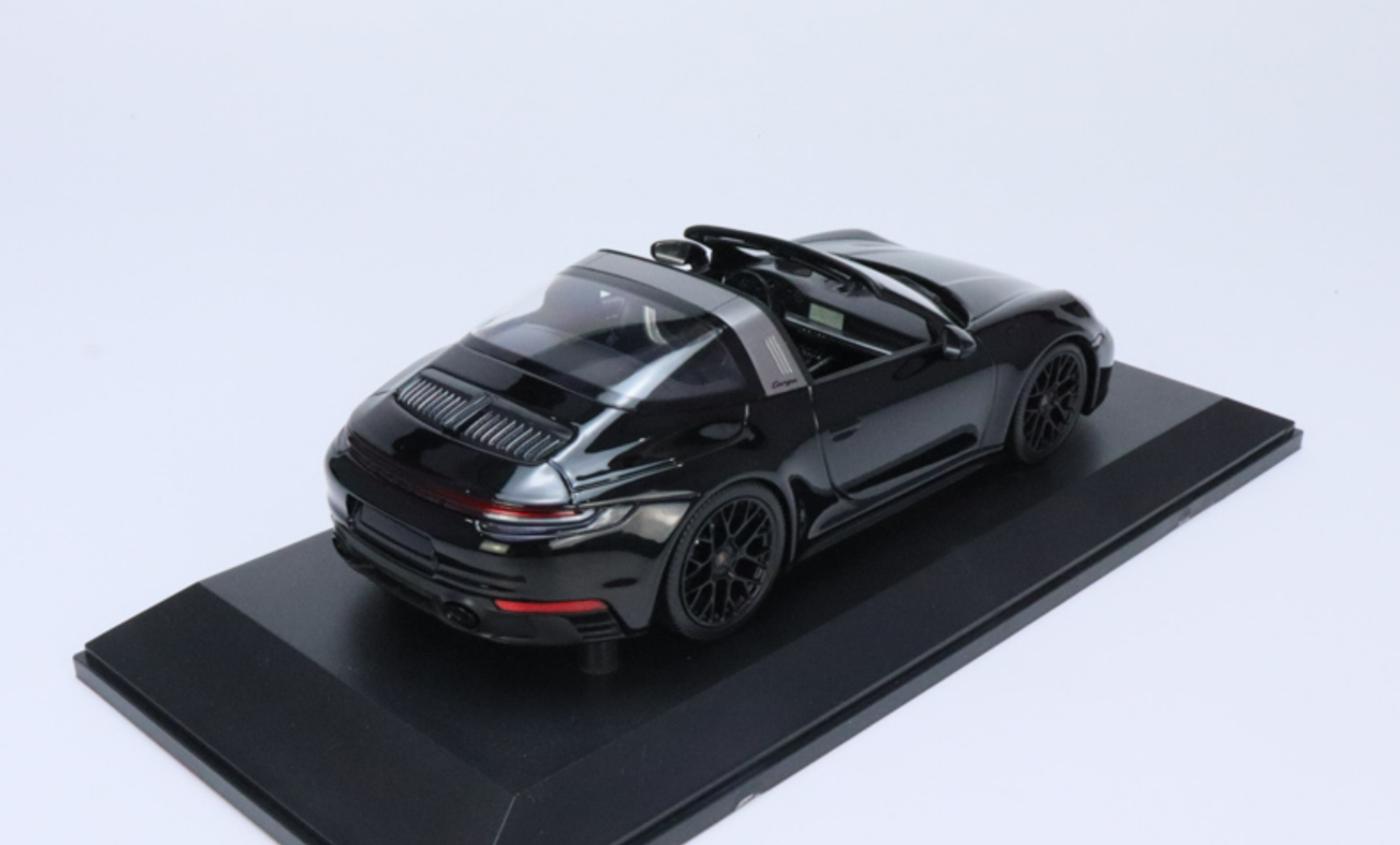 1/18 Minichamps 2021 Porsche 911 (992) Targa 4 GTS (Black) Diecast Car ...