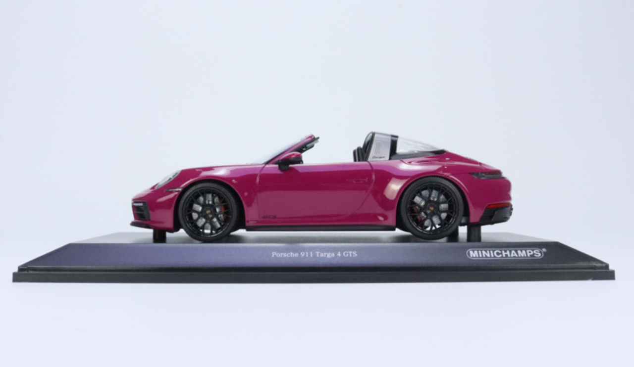 1/18 Minichamps 2021 Porsche 911 (992) Targa 4 GTS (Rubystar Red) Car Model