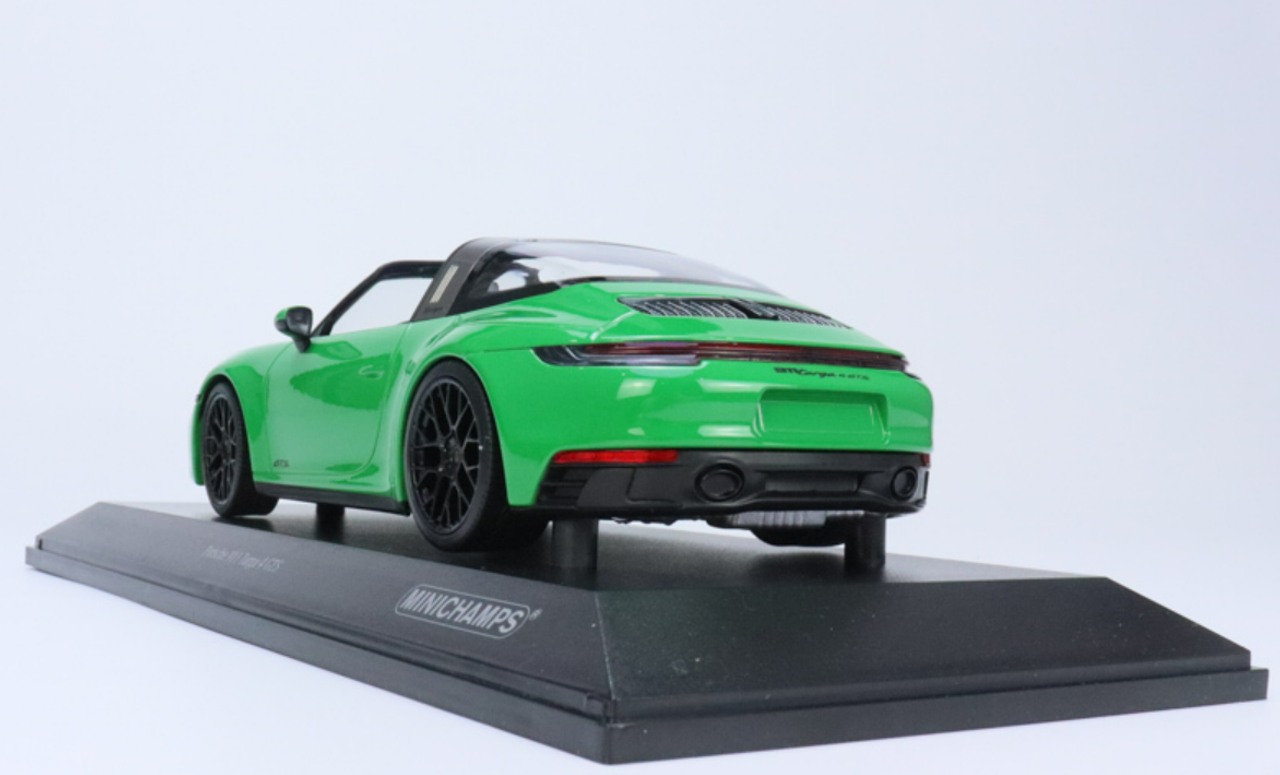 1/18 Minichamps 2021 Porsche 911 (992) Targa 4 GTS (Green) Car Model