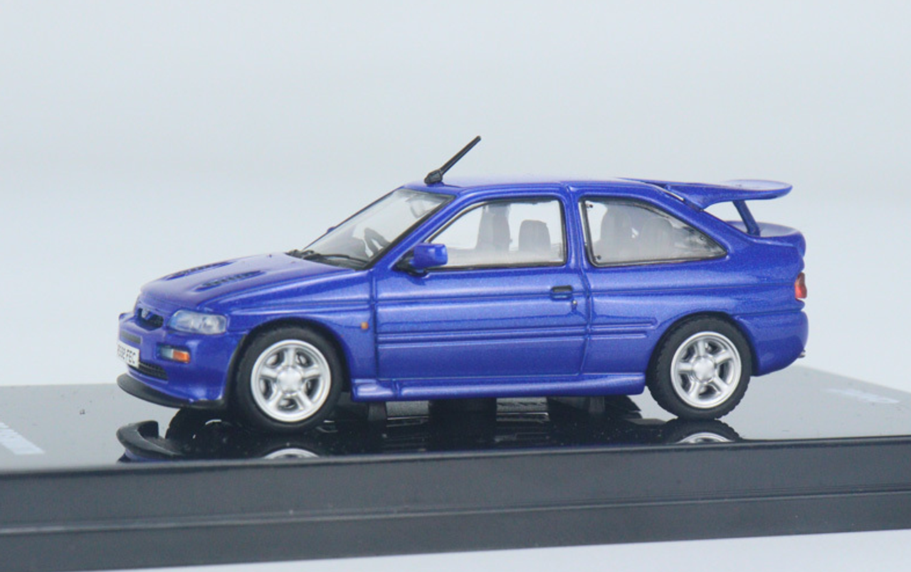 1/64 INNO FORD ESCORT RS COSWORTH Metallic Blue 