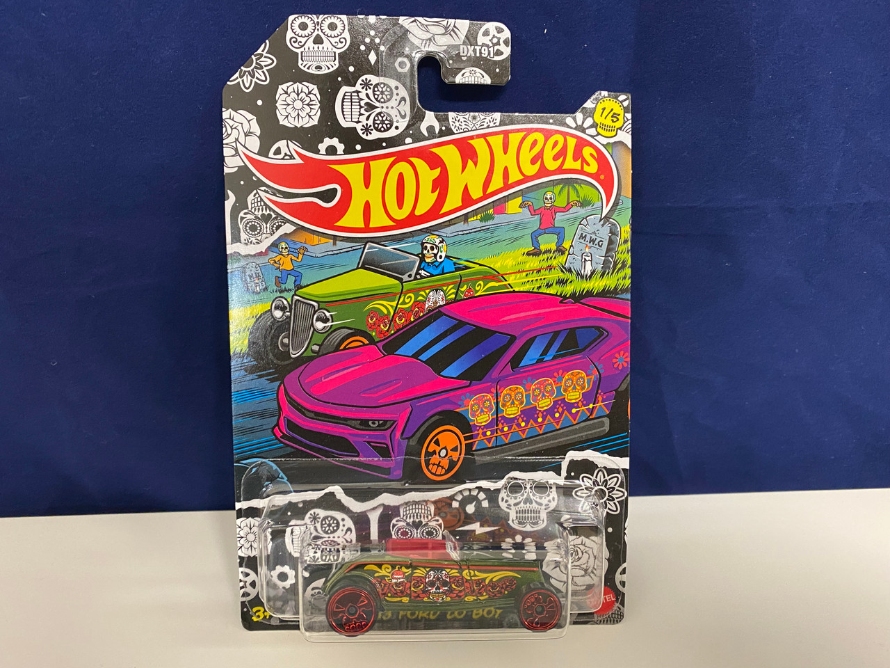 1/64 Hot Wheels 1933 Ford Lo Boy 
