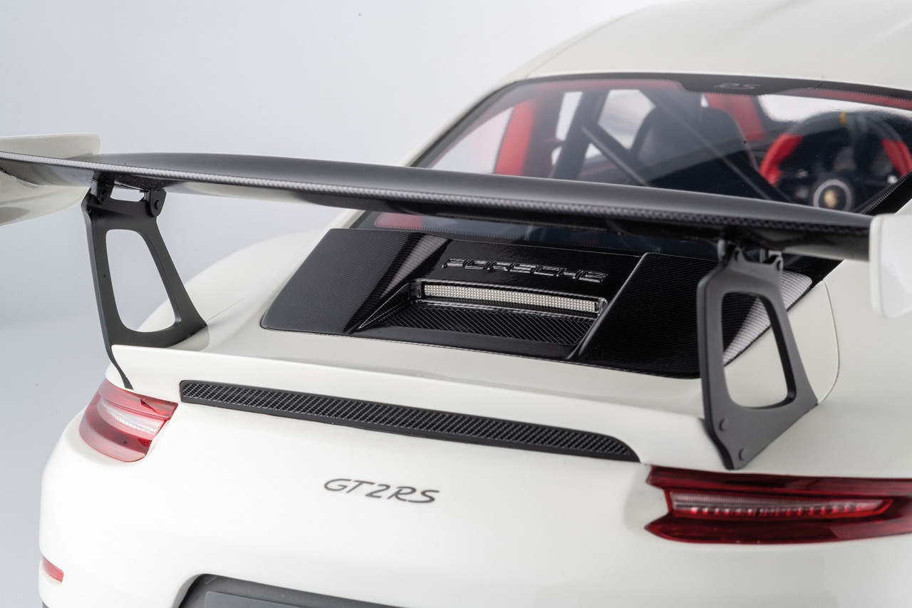 1/8 Minichamps 2018 Porsche 911 (991.2) GT2 RS (White) Resin Car Model Limited 99 Pieces