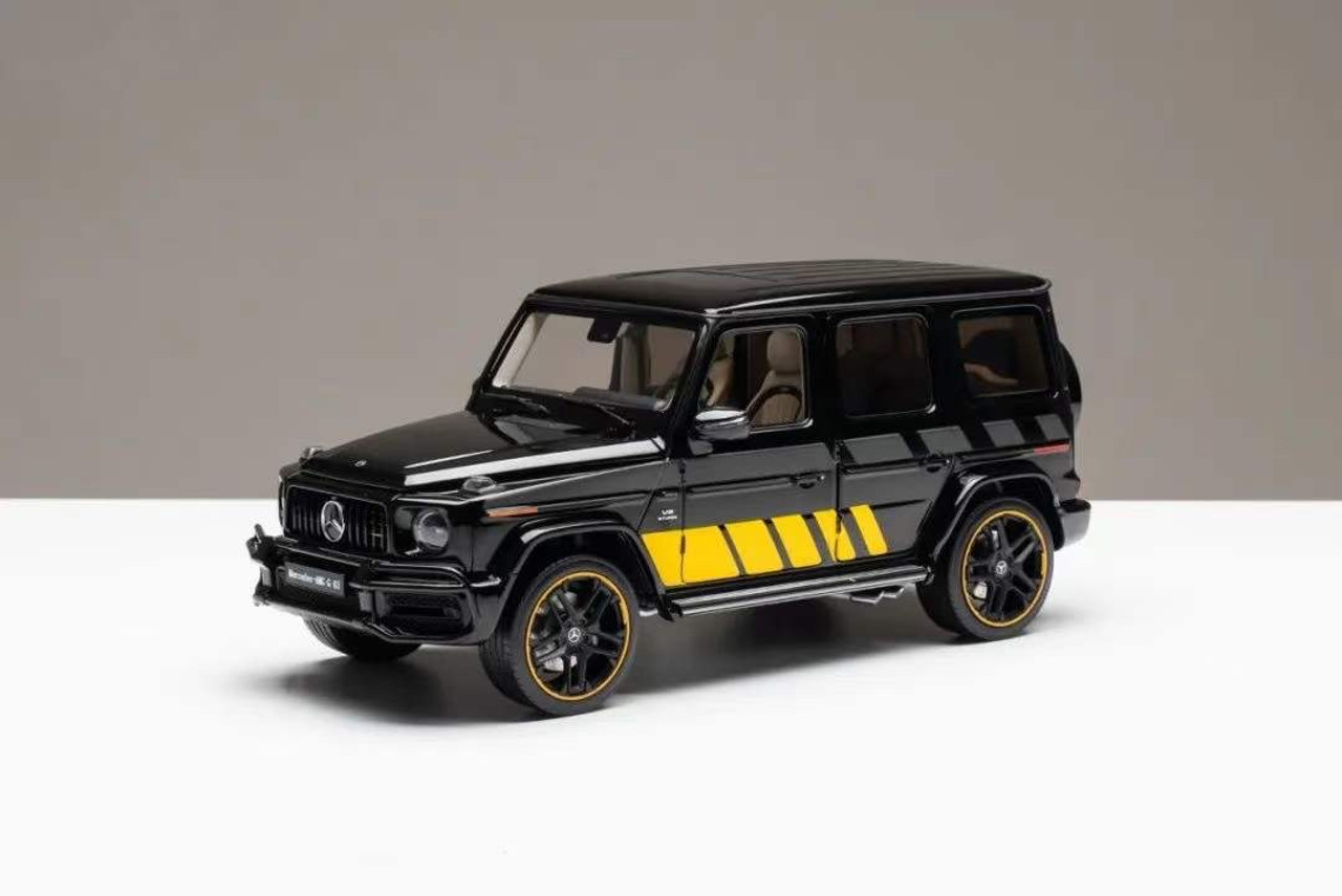 1/18 Almost Real 2020 Mercedes-Benz G-Class G63 AMG Cigarette Edition Car  Model