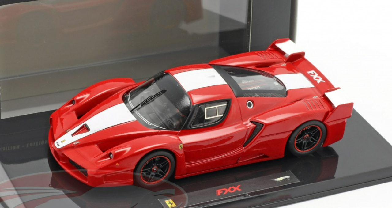 1/43 Hot Wheels Elite 2006 Ferrari FXX (Red with White Stripe) Car Model