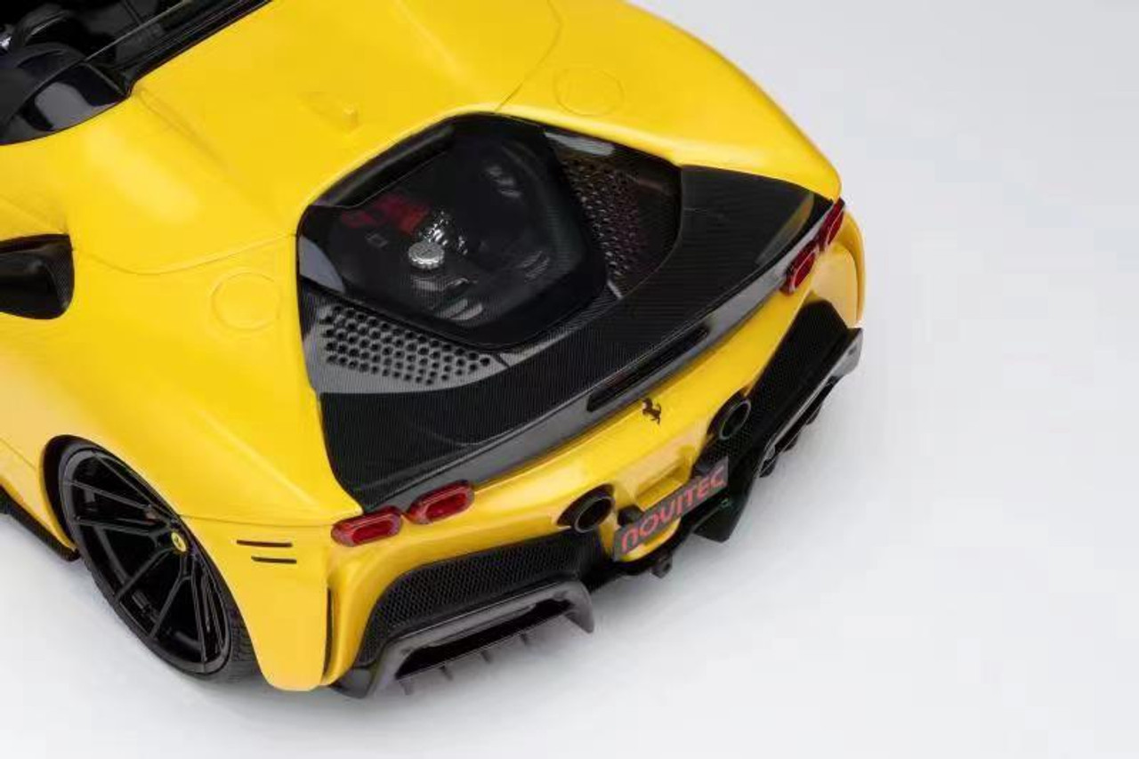 1/18 Runner Ferrari SF90 Spider Novitec (Yellow) Resin Car Model Limited 99 Pieces
