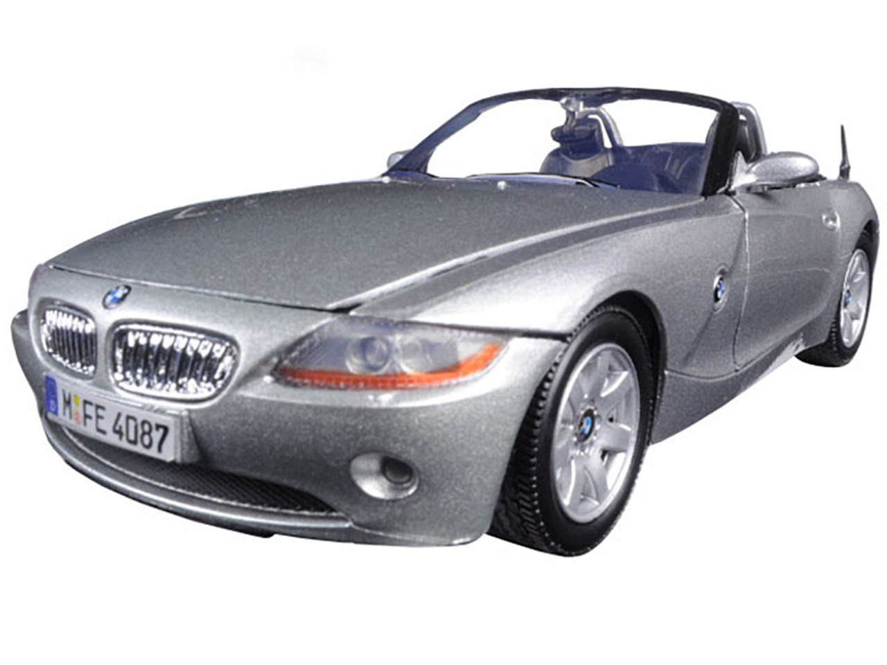 1/24 Motormax E85/E86 Z4 (2002–2008) BMW Z4 Convertible (Silver) Diecast Car Model