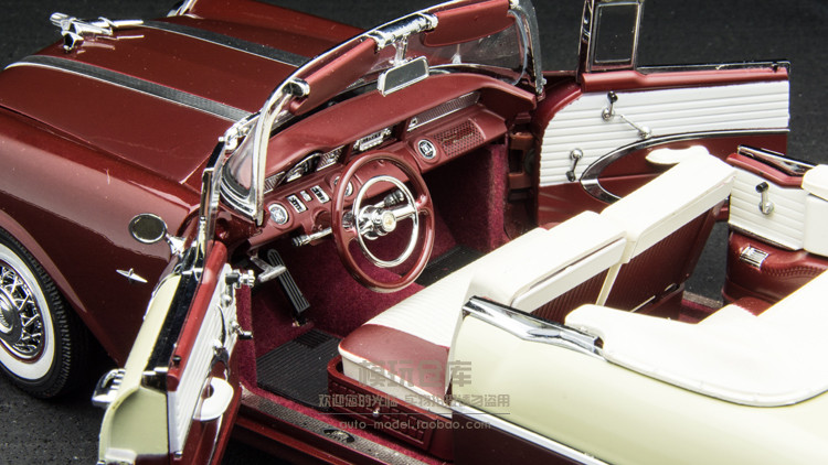 1/18 SS Sunstar 1955 Pontiac Star Chief (Wine Red) Diecast Car