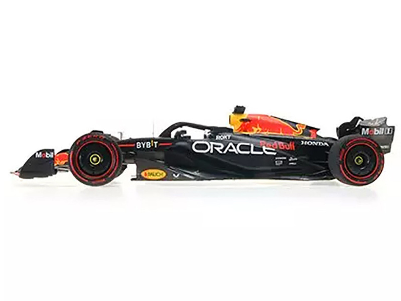 1/18 Minichamps 2023 Formula 1 Max Verstappen Red Bull RB19
