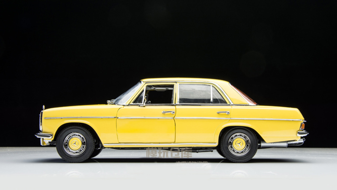 1/18 SS Sunstar Mercedes-Benz Mercedes 220D W115 Strich8 (Yellow) Diecast Car Model