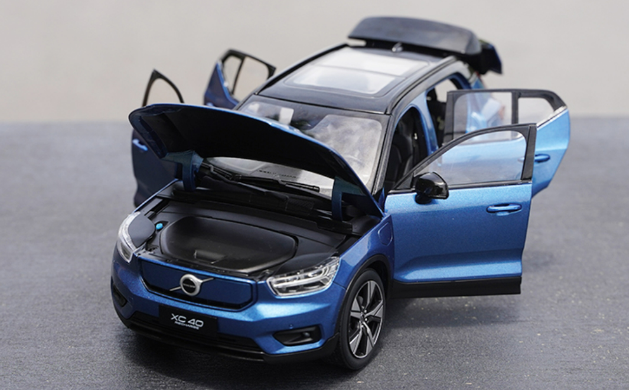 1/18 Dealer Edition 2022 Volvo XC40 XC 40 Recharge (Blue) Diecast Car Model