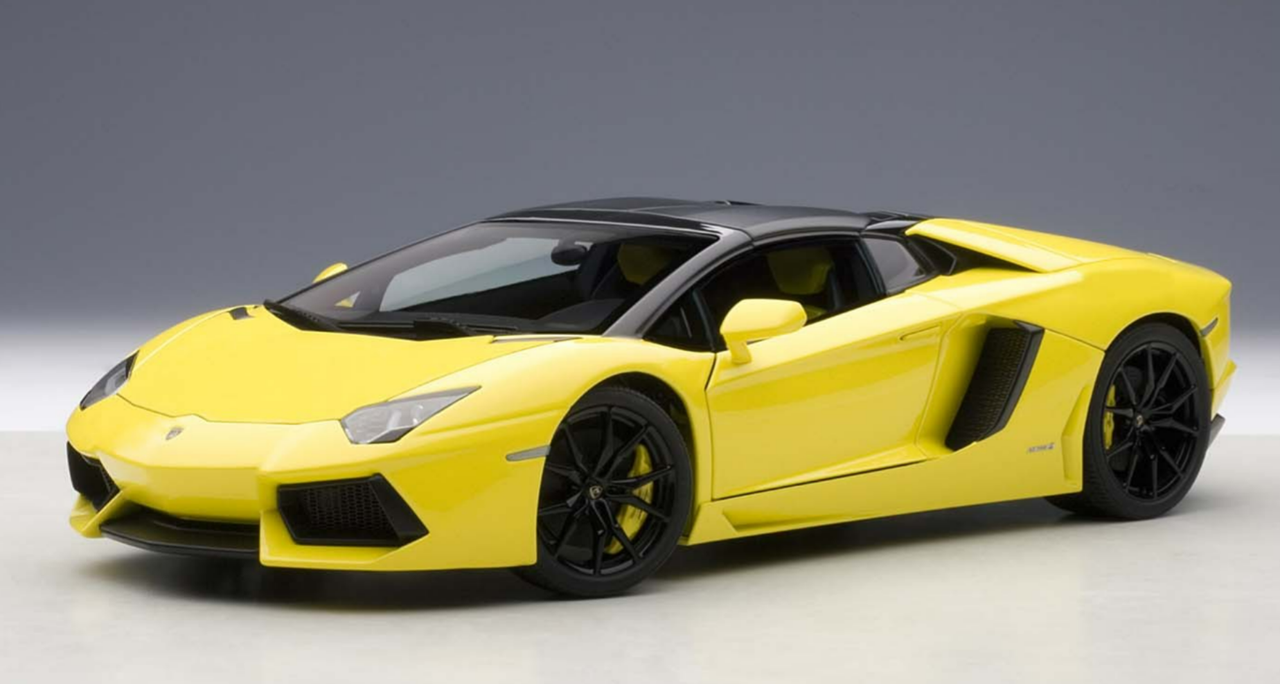 1/18 AUTOart Lamborghini Aventador LP700-4 Roadster Giallo Yellow Diecast Car Model