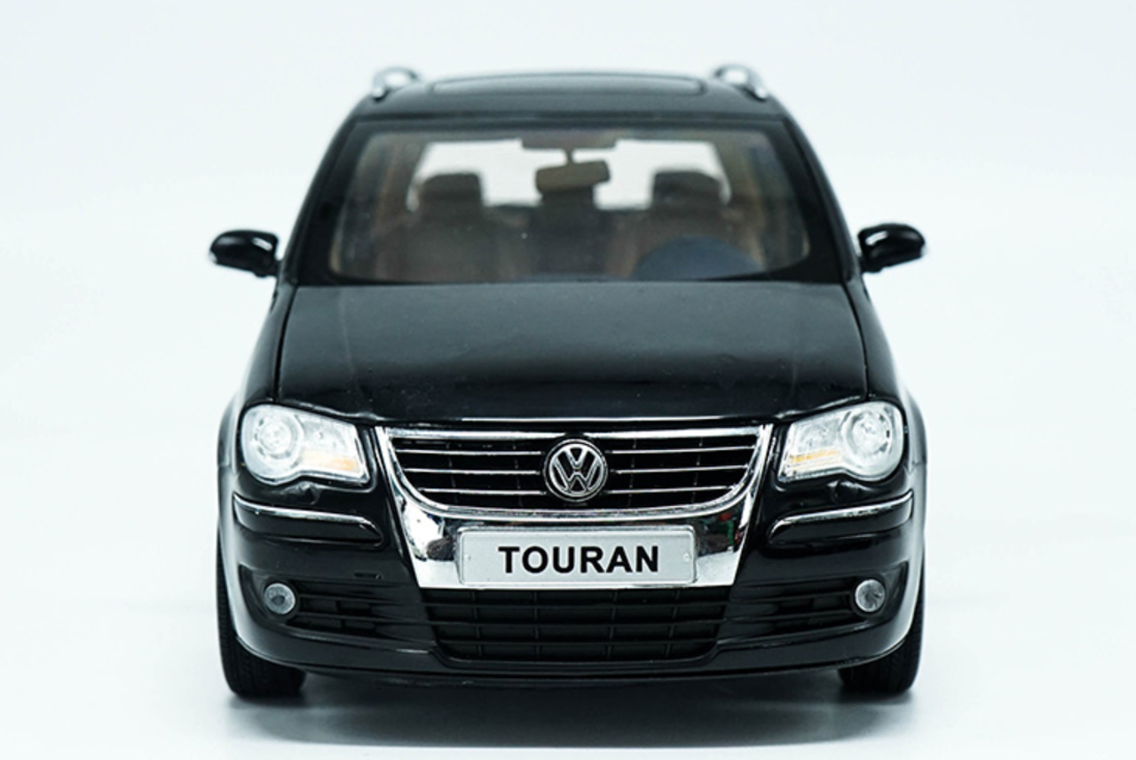 1/18 Dealer Edition First Generation 2009 Volkswagen VW Touran (Black) Diecast Car Model