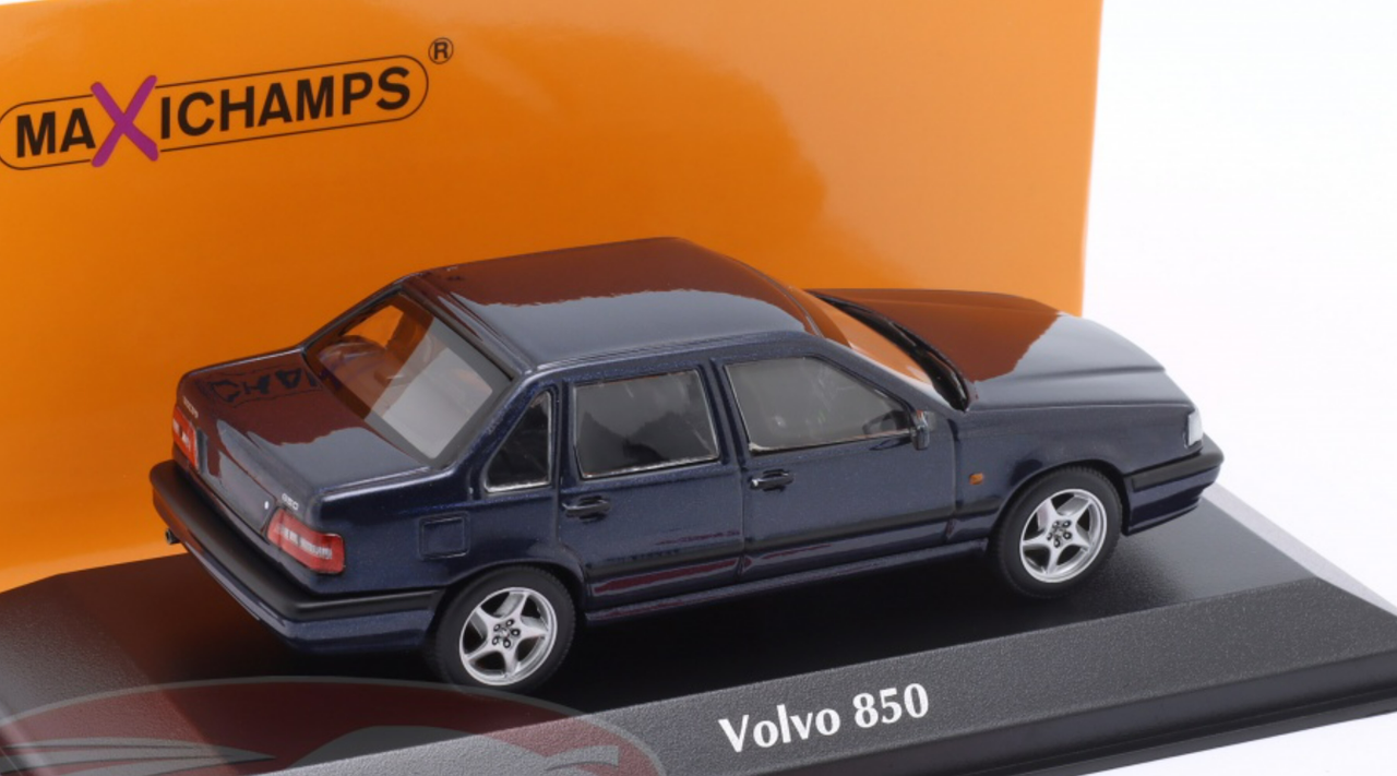 1/43 Minichamps 1994 Volvo 850 (Dark Blue Metallic) Car Model