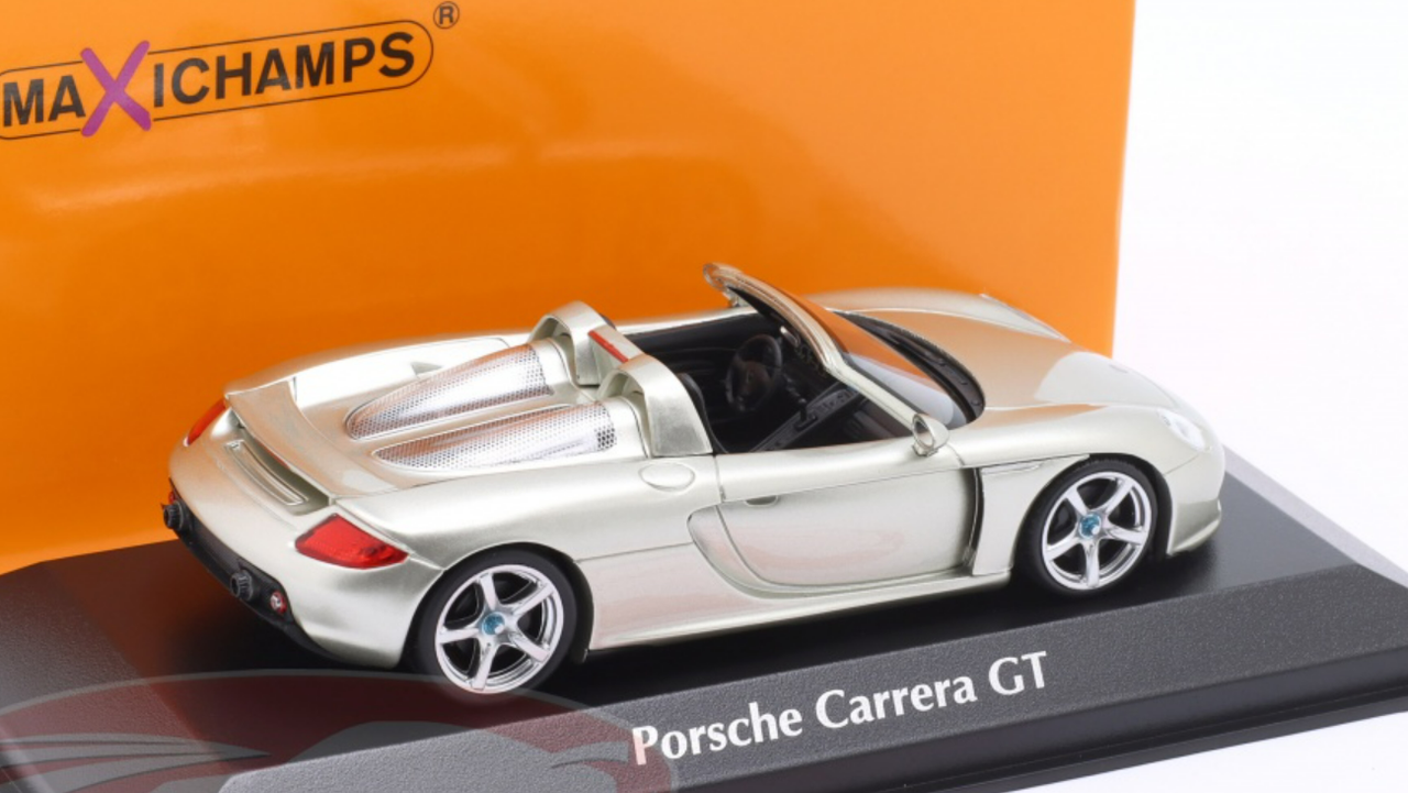 1/43 Minichamps 2003 Porsche Carrera GT (Silver) Car Model