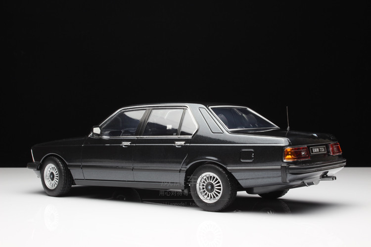 1/18 KK-Scale BMW E23 7 Series 733i (Black) Diecast Car Model