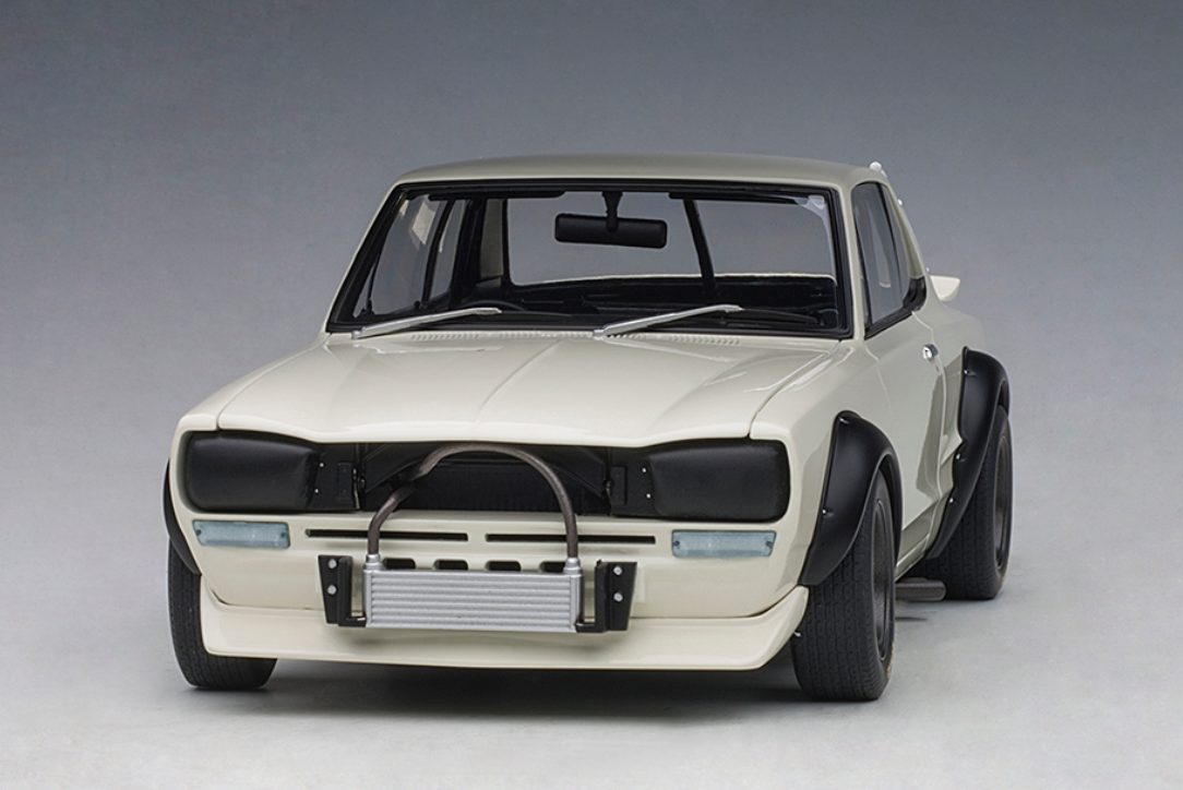 Mini Z NASCAR KYOSHO NISSAN - SKYLINE 2000 GT-R (KPGC10) 1969 Rc