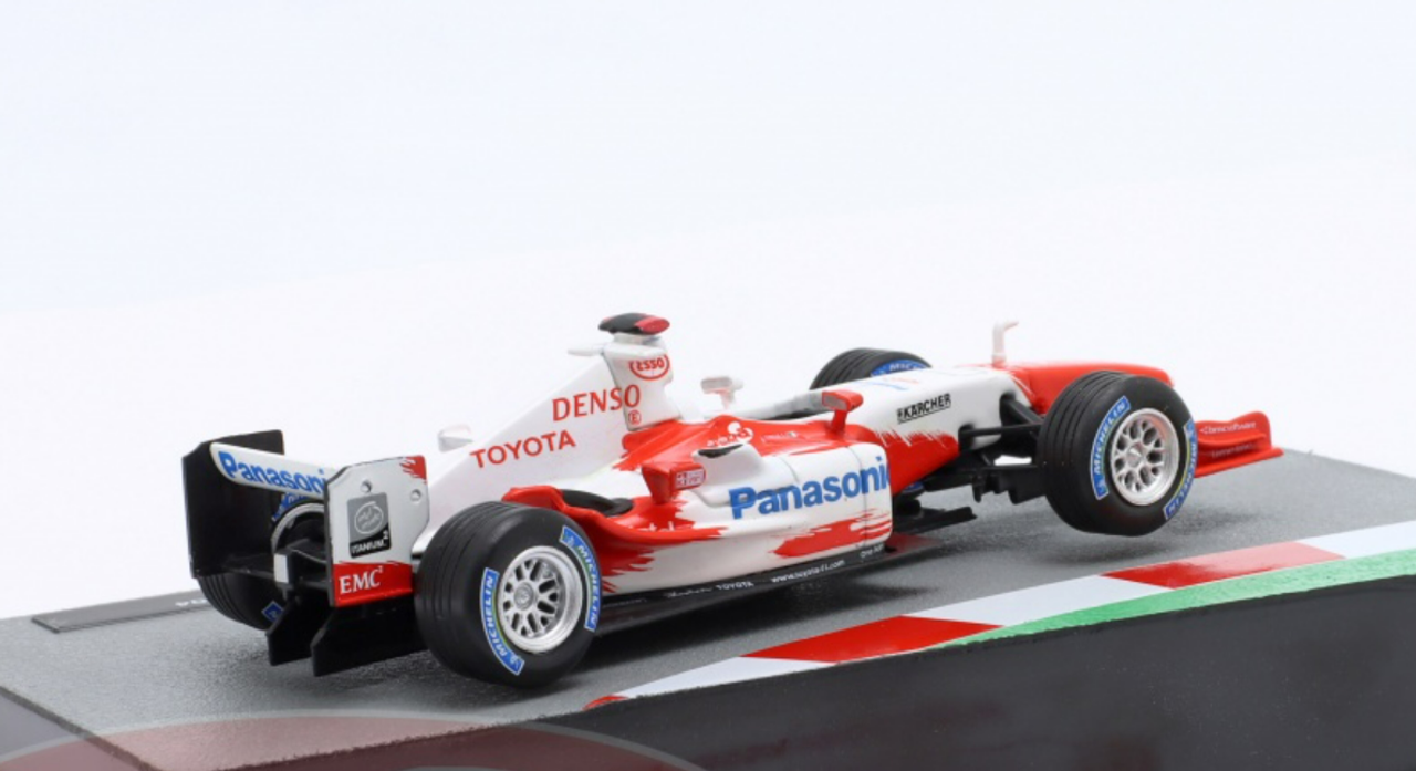 1/43 Altaya 2004 Formula 1 Jarno Trulli Toyota TF104B #16 Car Model