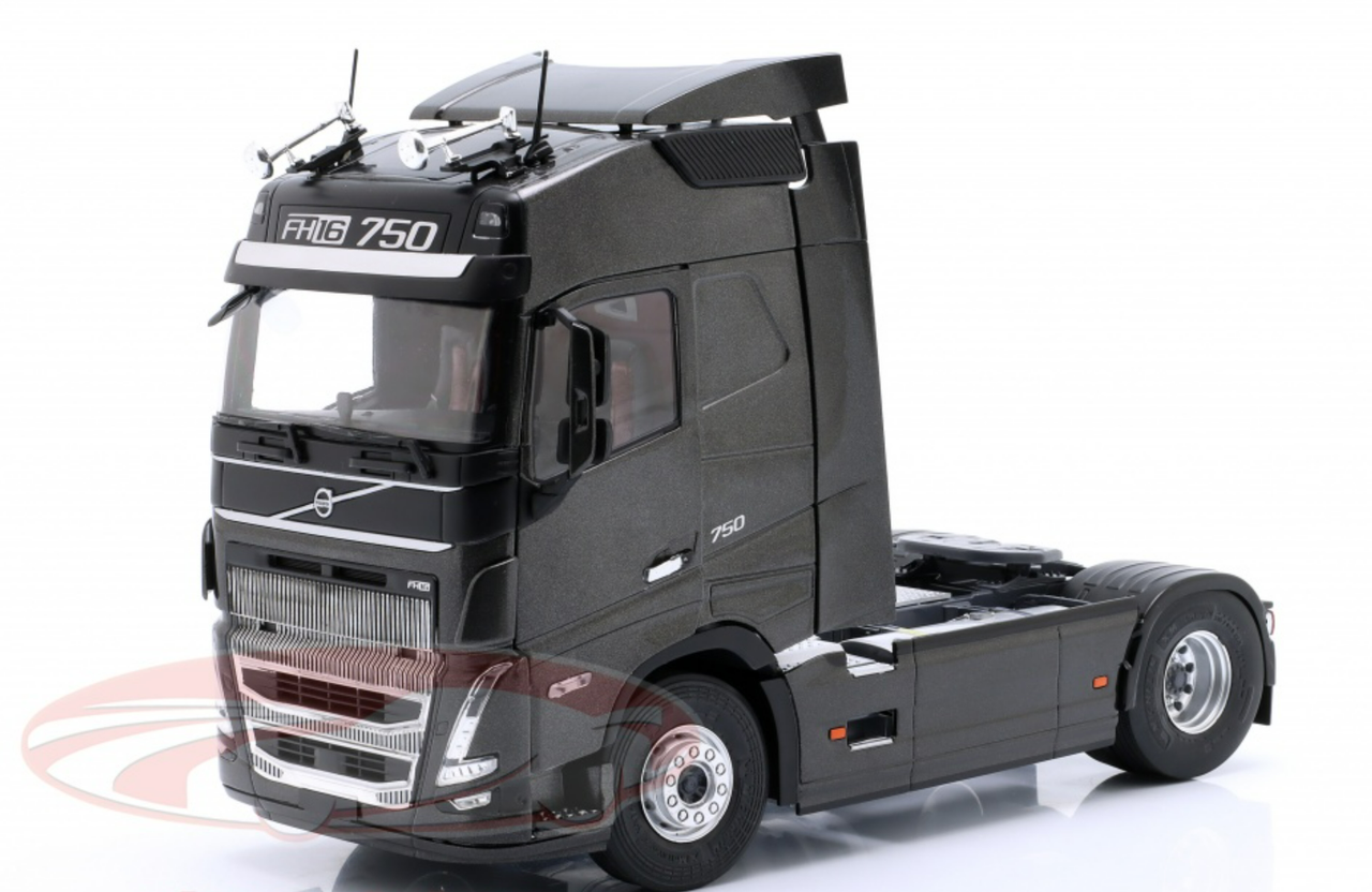 SOLIDO Camion Volvo FH Globetrotter XL Bronze 1/24 - S2400101