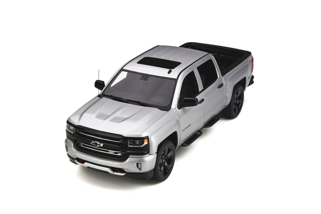 OLD BOX 1/18 GT Spirit GTSpirit Chevrolet Chevy Silverado (Silver) Resin Car Model