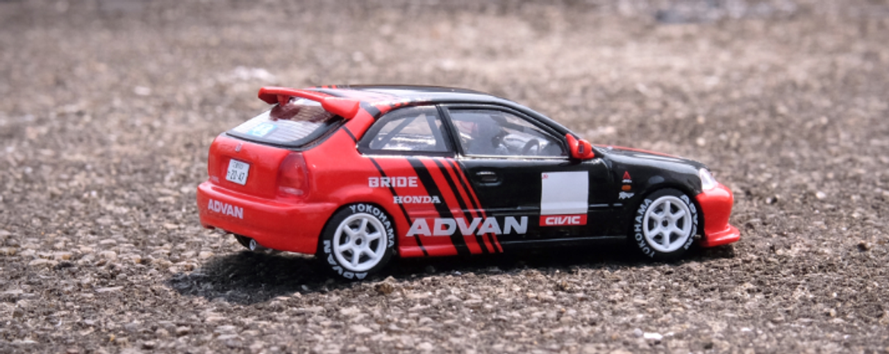 1/64 INNO MODEL HONDA CIVIC TYPE-R (EK9) ADVAN Livery