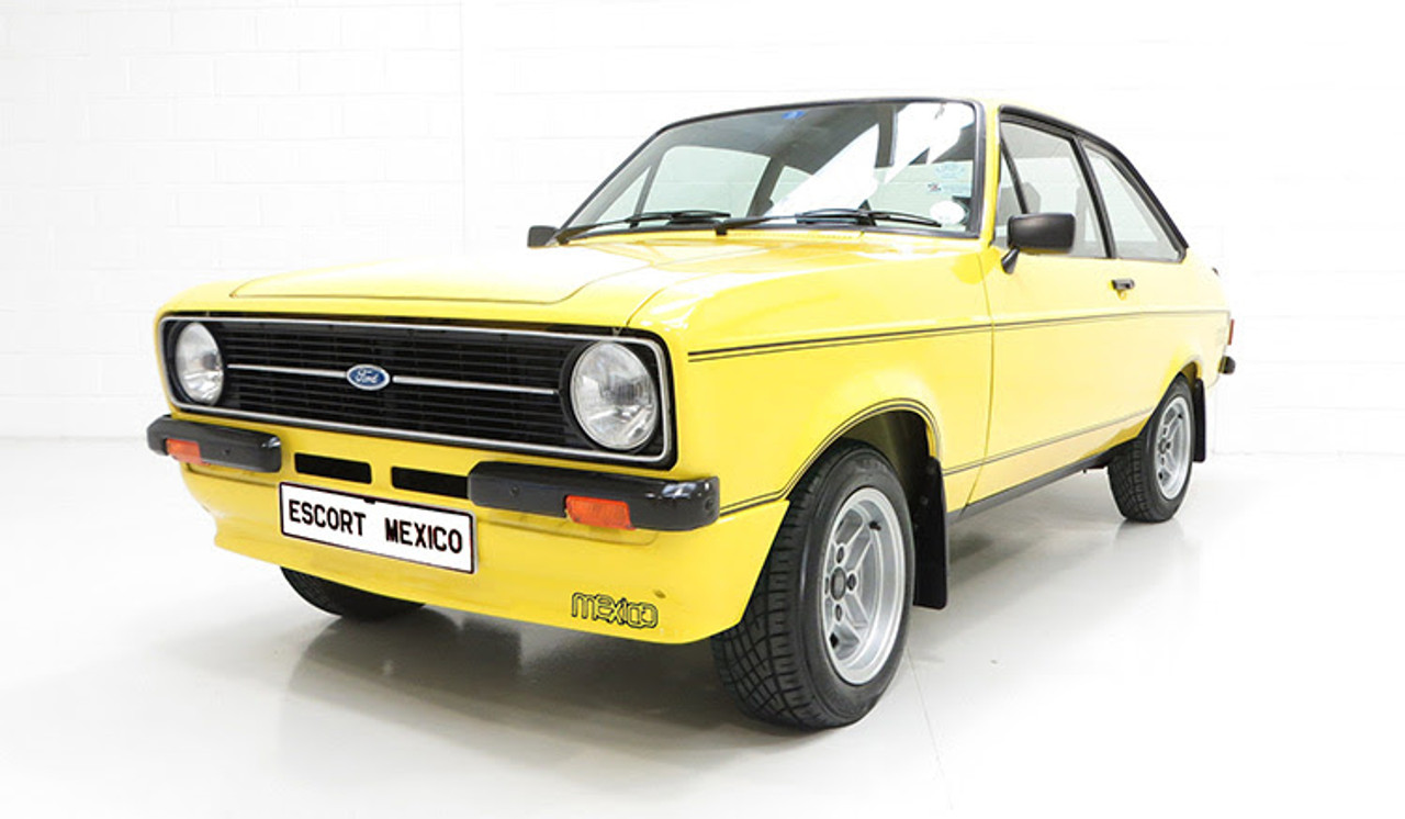 1/18 Sunstar 1976 Ford Escort MKII RS Mexico (Yellow) Diecast Car Model