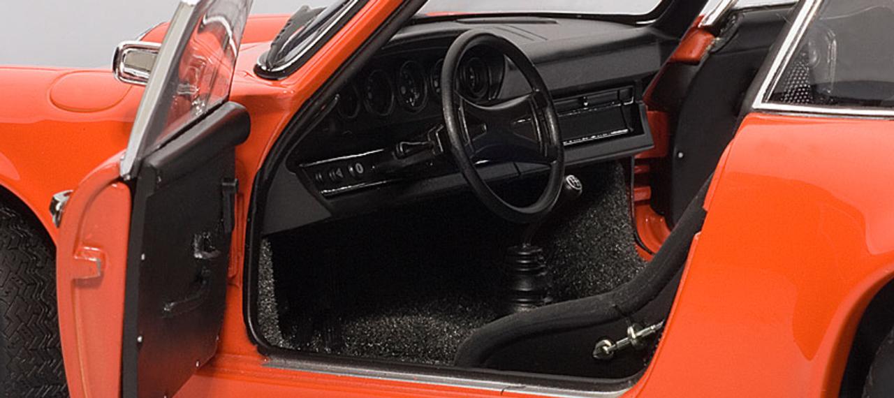 1/18 AUTOart 1973 PORSCHE 911 CARRERA RS 2.7 - ORANGE Diecast Car Model 78057 1/18 AUTOart 1973 PORSCHE 911 CARRERA RS 2.7 - ORANGE Diecast Car Model 78057