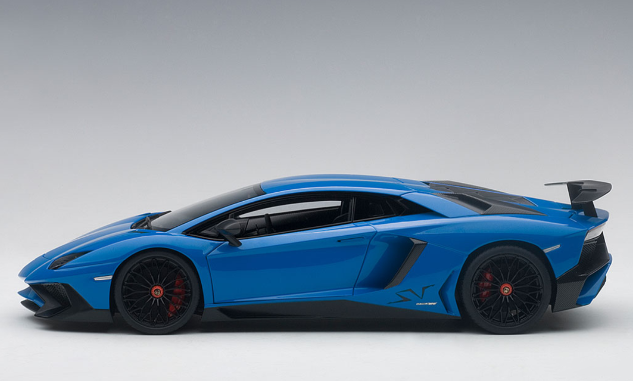 1/18 AUTOart Lamborghini Aventador LP750-4 SV (Blu Lemans Blue) Car Model