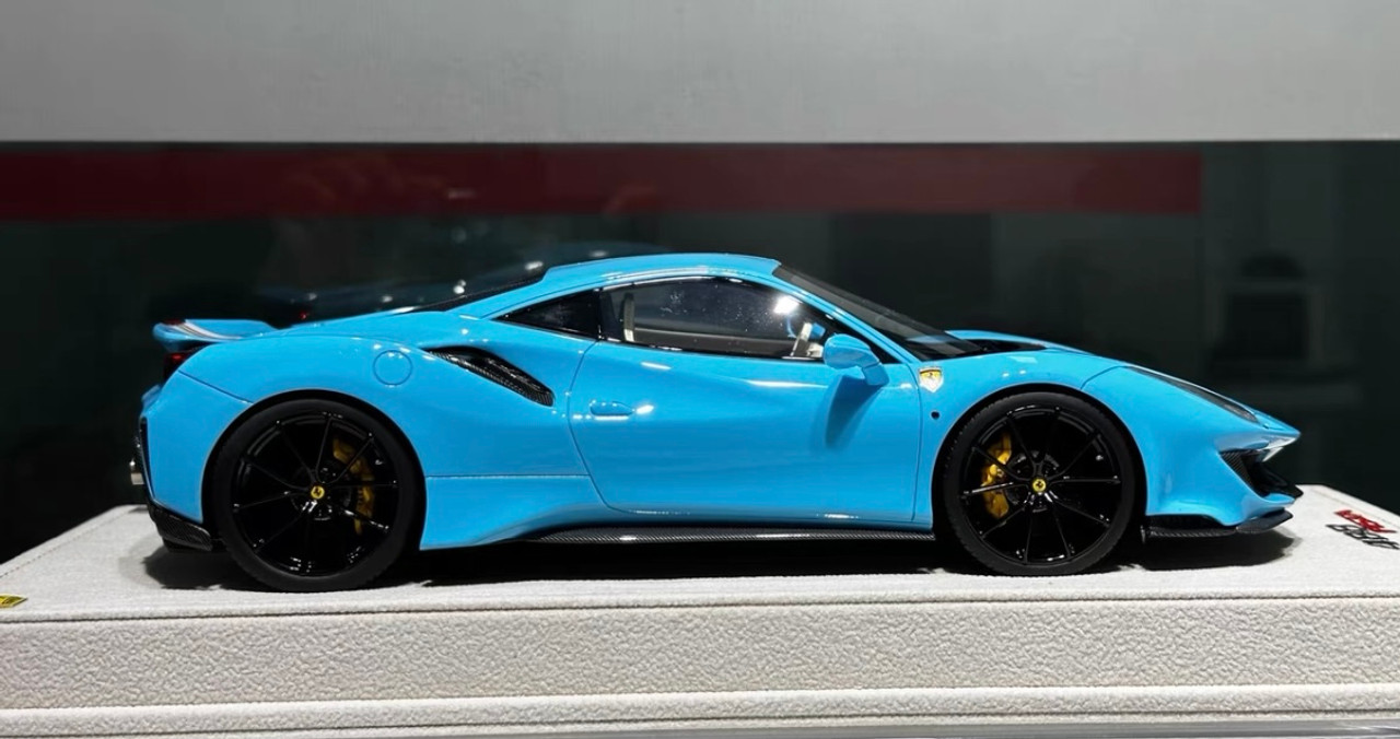 1/18 MR Collection Ferrari 488 Pista (Baby Blue with Italian Flag