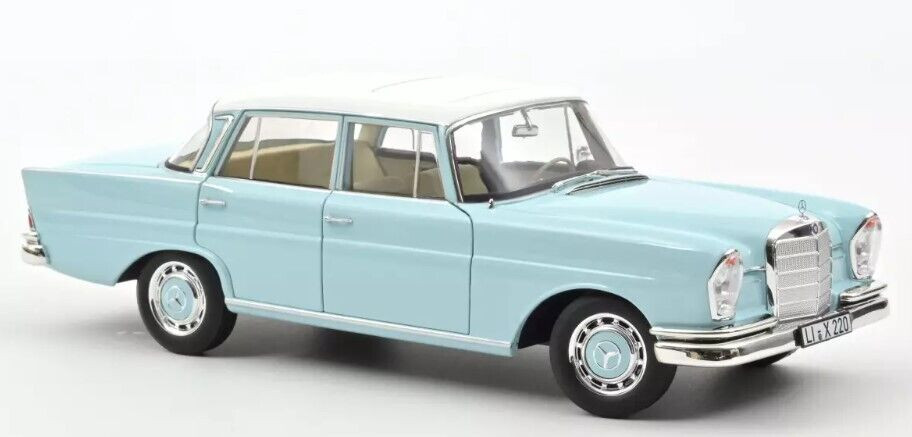1/18 Norev 1965 Mercedes-Benz 220 S (W111) (Light Blue) Diecast
