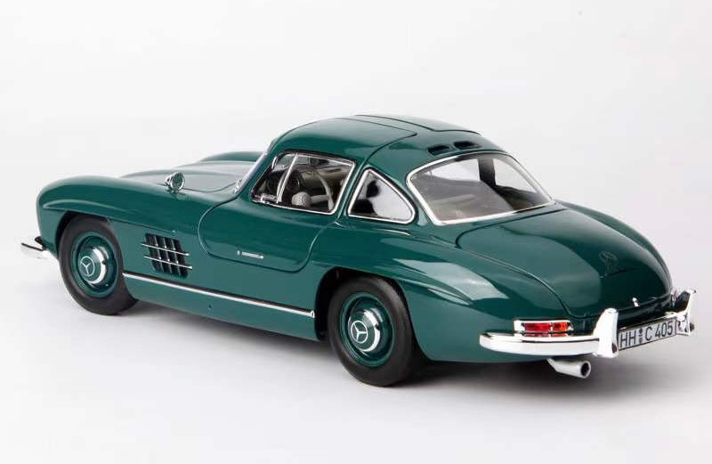 △超希少！Green！NOREV 1/18 メルセデスベンツ Benz 190E 1984 新品