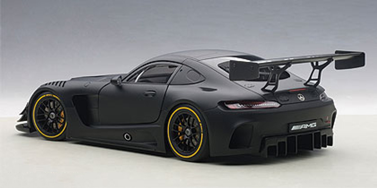 AUTOart 1/18 Mercedes AMG GT3 マットブラック Amazon | AUTOart 1/18 メルセデス・AMG GT3 マット・ブラック