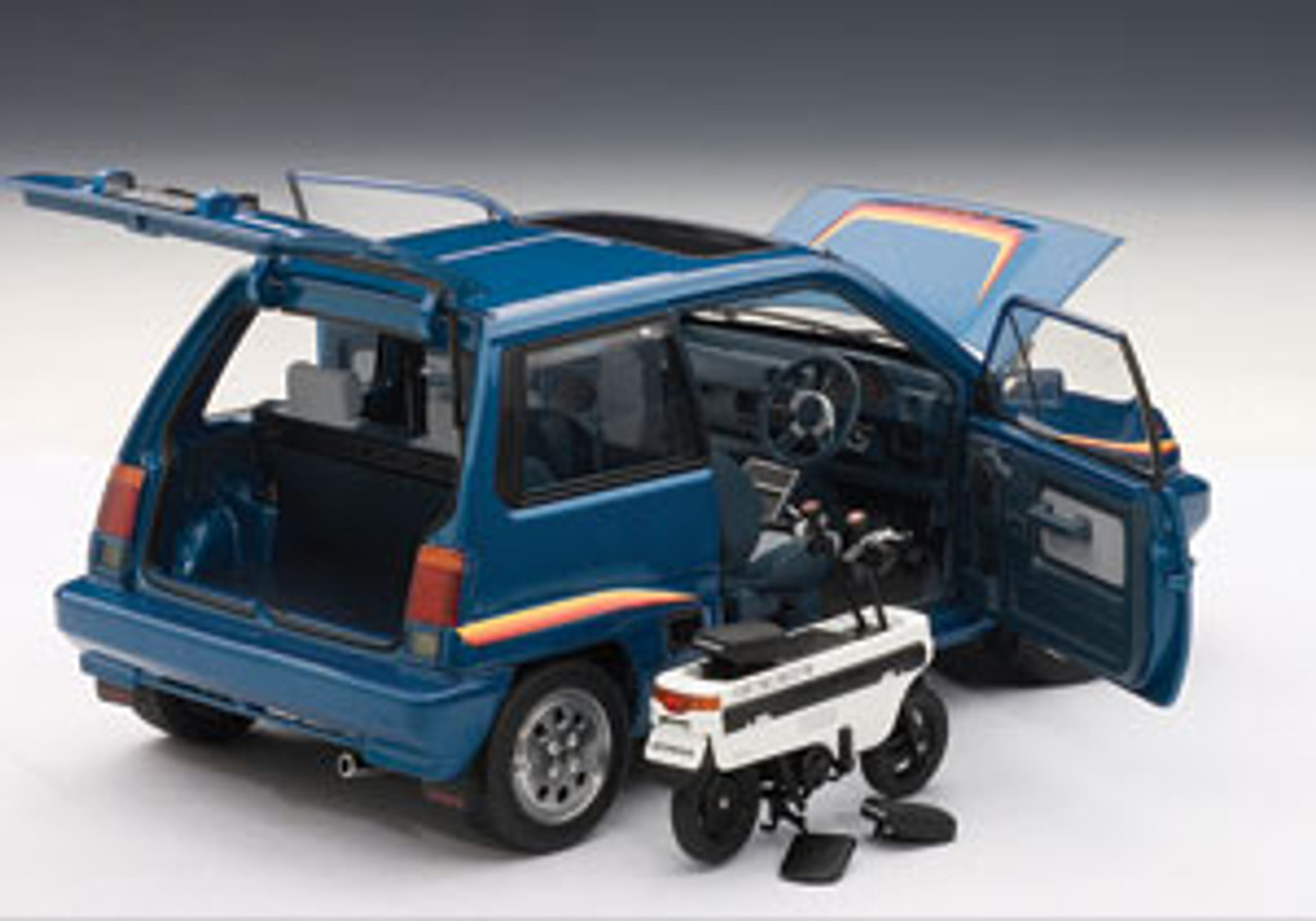 1/18 AUTOart Honda City Turbo II (Blue with Stripes) Diecast Car Model with  Motocompo in White