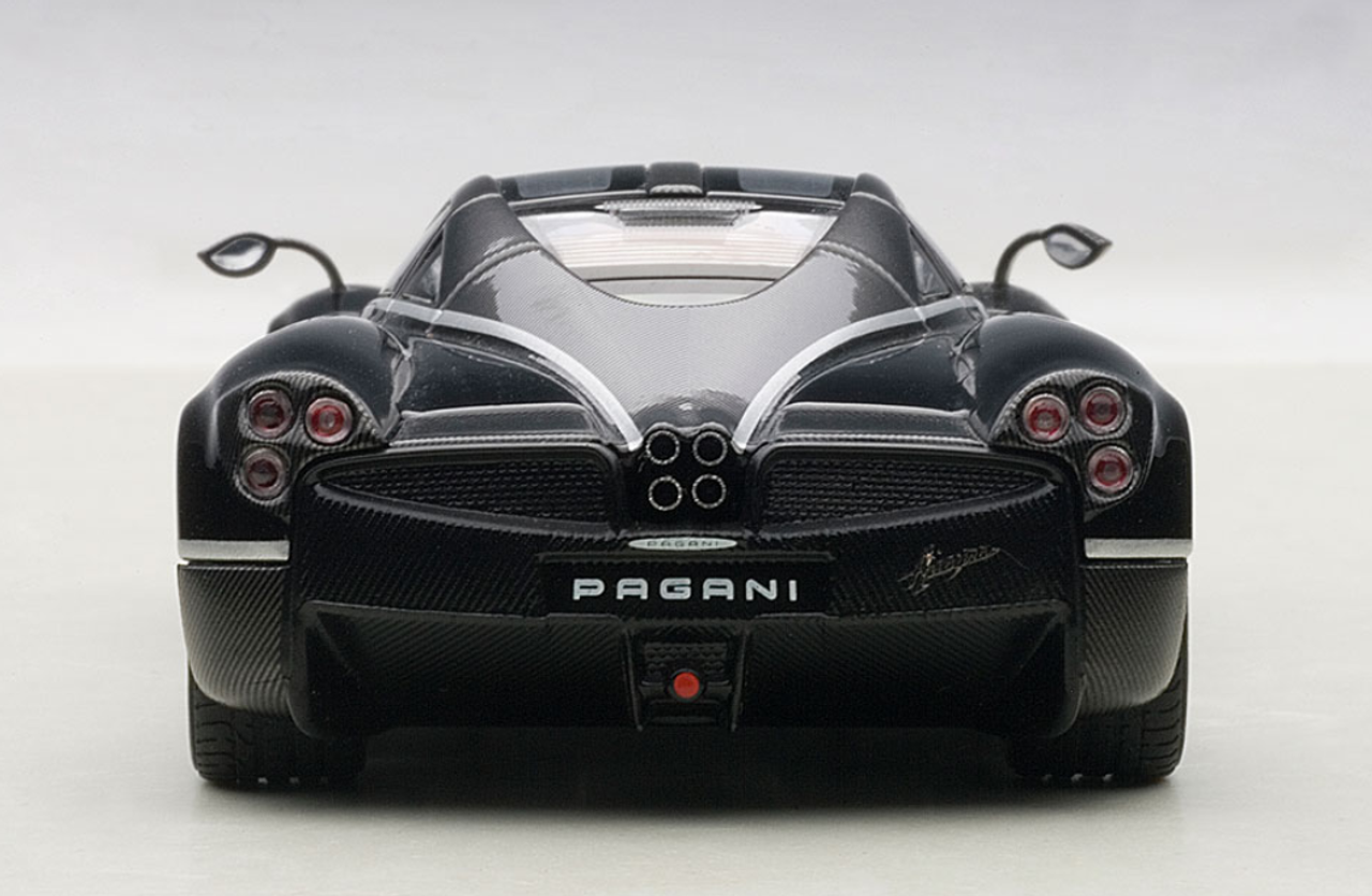 1/43 AUTOart PAGANI HUAYRA (BLACK W/SILVER STRIPES) Diecast Car Model 58209