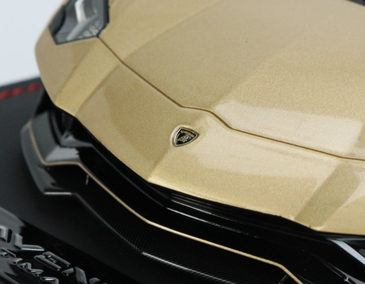 1/18 MR Collection Lamborghini  Aventador Ultimae LP780-4 Convertible car Champagne gold