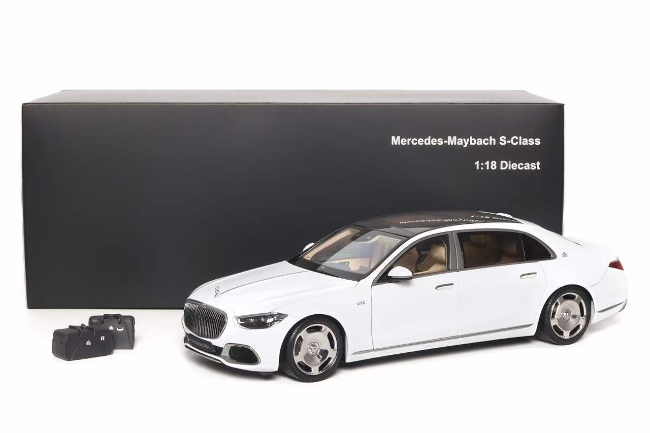 1/18 Almost Real Mercedes-Benz Mercedes Maybach S680 (White) Car