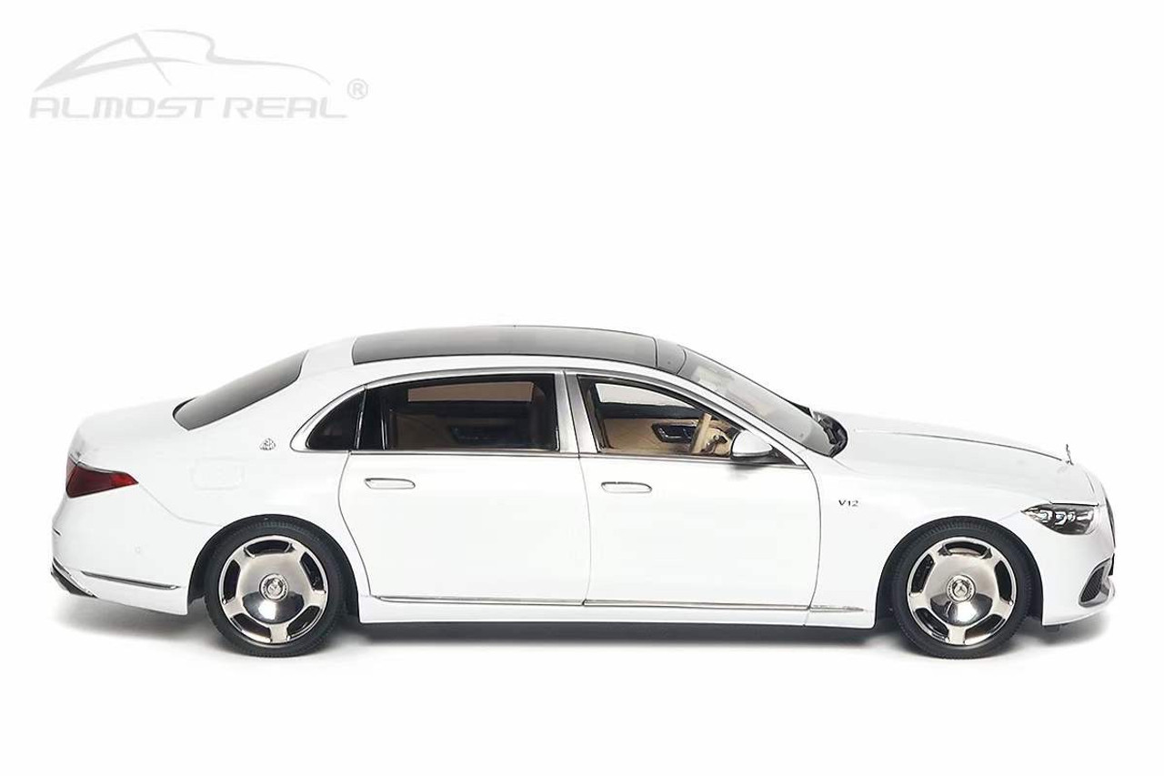 1/18 Almost Real Mercedes-Benz Mercedes Maybach S680 (White) Car