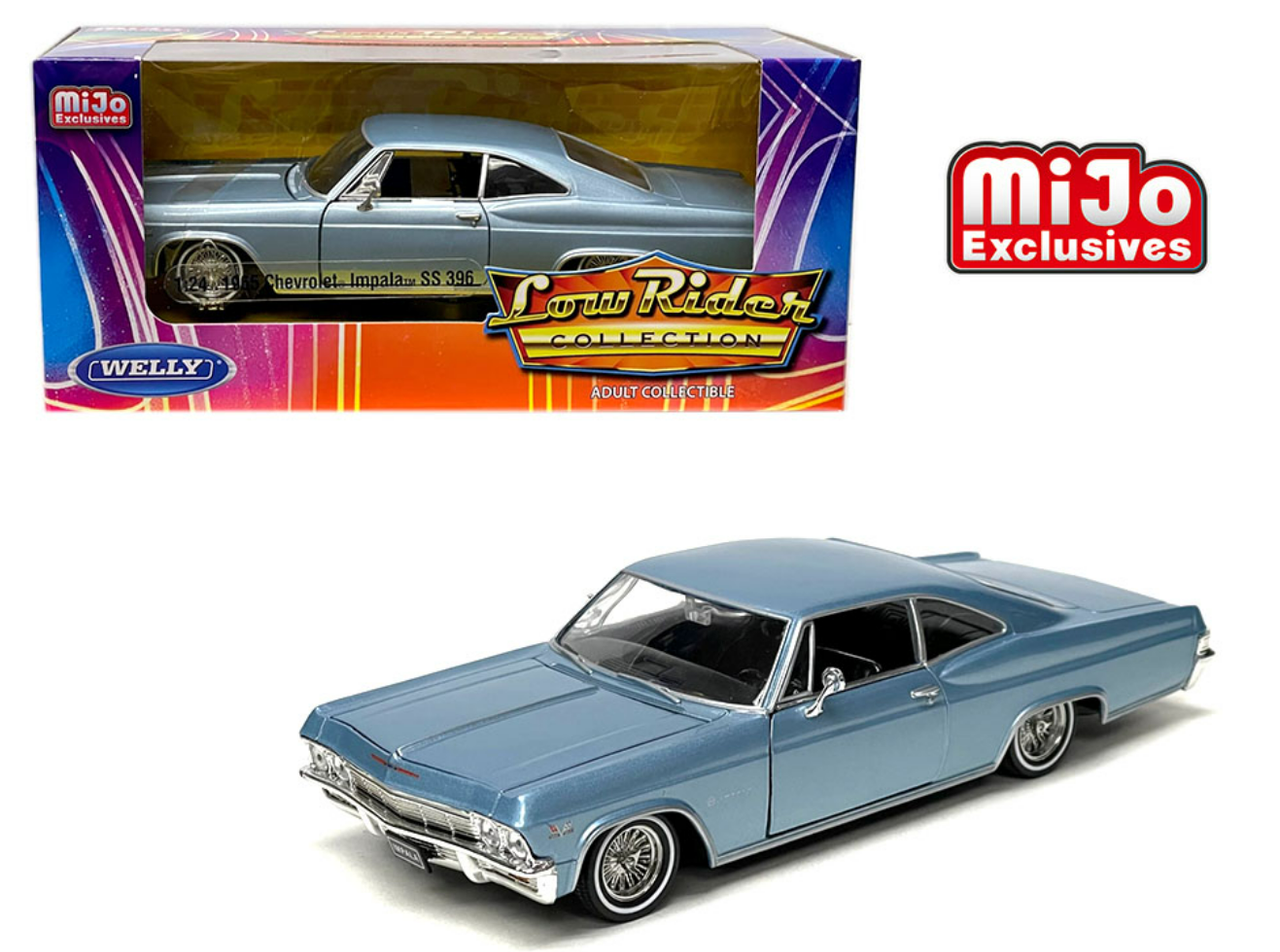 1/24 Welly 1965 Chevrolet Impala SS 396 Light Blue Metallic "Low Rider Collection" Diecast Car Model