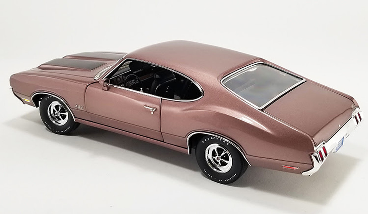 1/18 ACME 1970 Oldsmobile 442 W-30 (Special Order Paint Code Regency Rose Red with Black Stripes) Diecast Car Model