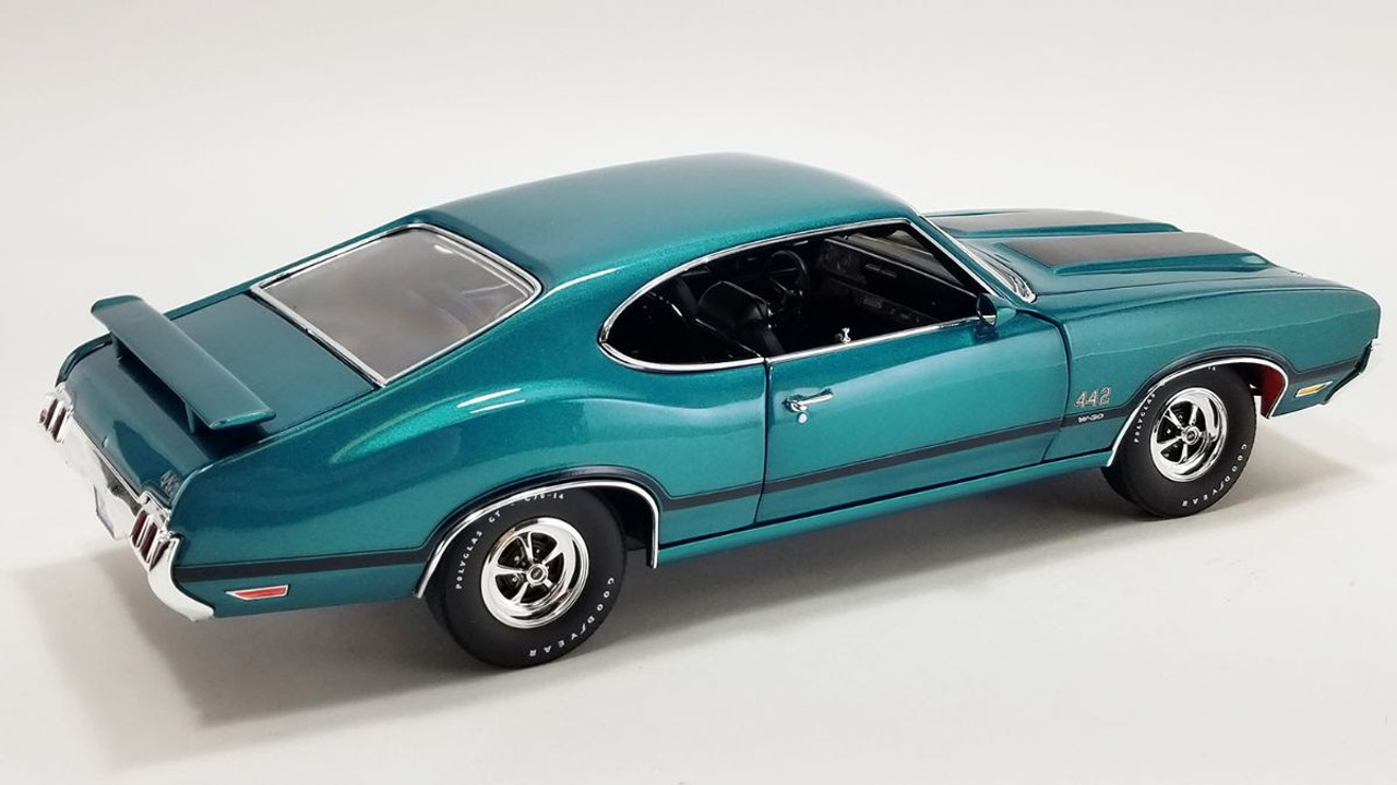 1/18 ACME 1970 Oldsmobile 442 W-30 (Special Order Paint Code Aegean Aqua  Blue Metallic) Diecast Car Model