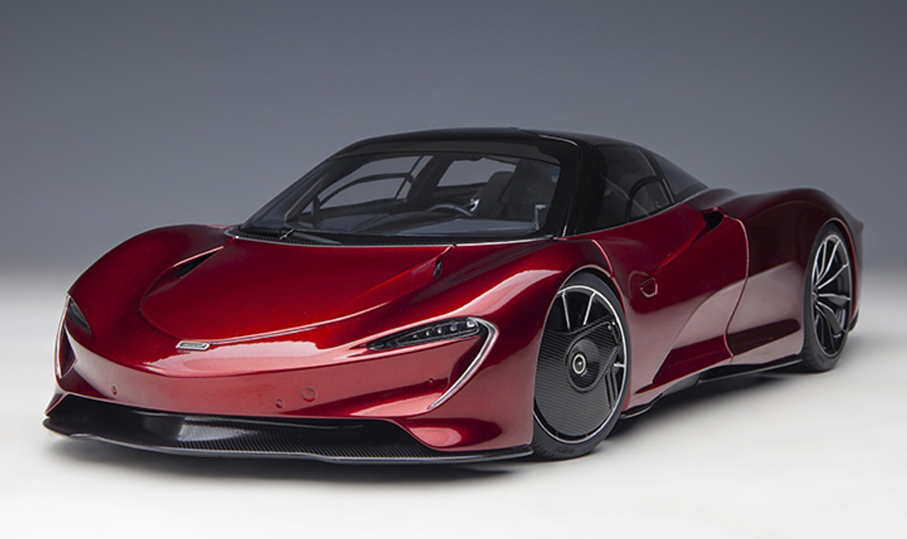 むー 1/18 AUTOart McLaren Speedtail (Volcano Red) Car Model