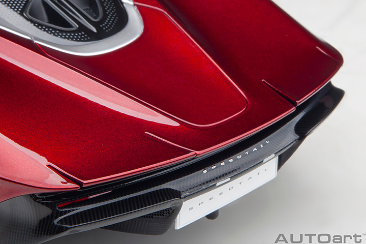 1/18 AUTOart McLaren Speedtail (Volcano Red) Car Model