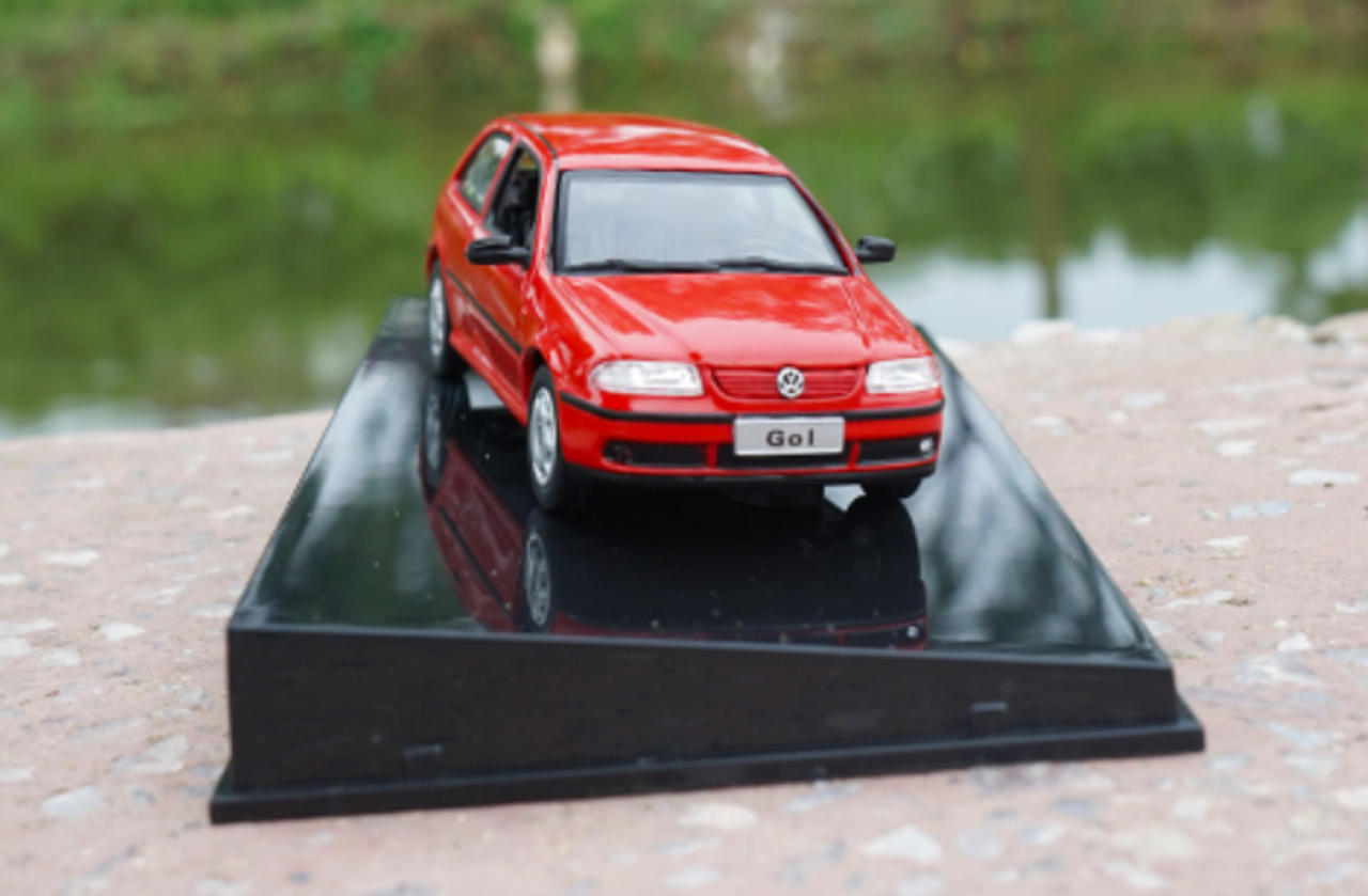 1/43 Dealer Edition Volkswagen VW Gol (Red) Diecast Car Model