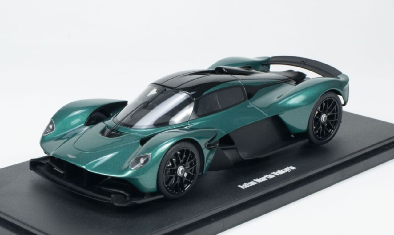 1/18 GT Spirit 2021 Aston Martin Valkyrie (Aston Martin Racing Green) Resin Car Model