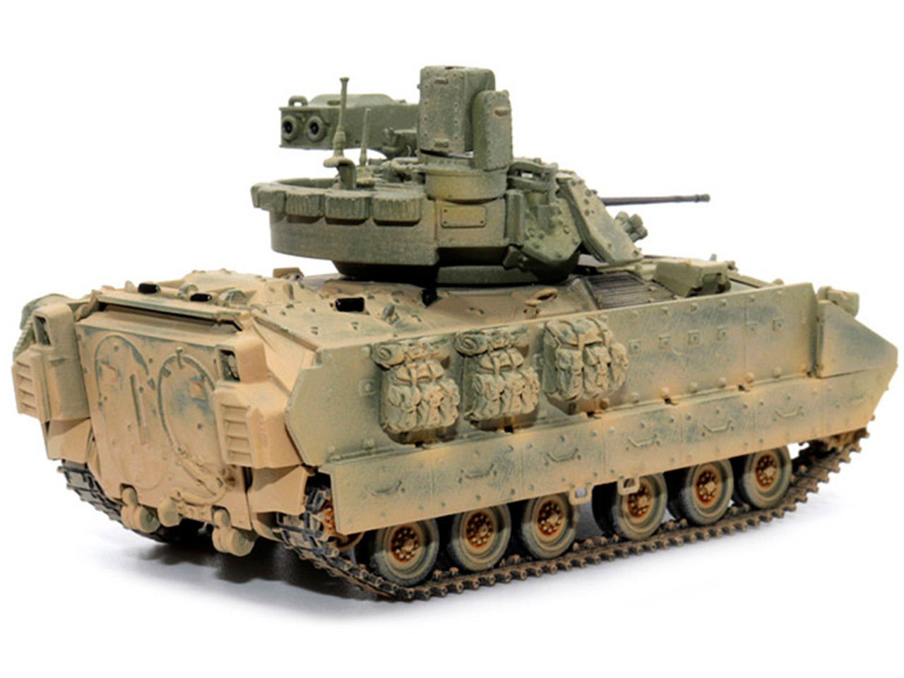 United States M2A3 Bradley IFV (Infantry Fighting Vehicle) Olive Drab (Dusty Version) "NEO Dragon Armor" Series 1/72 Plastic Model by Dragon Models